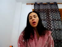 Soy una zorra con ganas de correrme cada segundo que pasa, me encanta comerme una polla, espero que sea la siguiente la tuya.