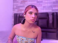 I love to flirt me and tell me how sexy I am at that moment makes me feel wanted and free
to do whatever he wants to p lease you. I like to be there and enjoy my show, I
love doing different things and special for you.