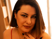 Hi everyone! I am Emily :) If you spend some time with me, you will see that I am friendly and very witty. I love talking to people, making new friends and I am also very open-minded. Sometimes I am shy, but with the right person.... well you will see ;) So feel free to show me how much you like me
