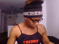 Adventurist, Exhibitionist and very chill Let