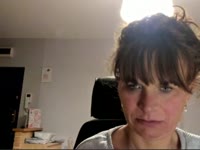 I’m Kathy – author of guides on psychology and nutrition, passionate about traveling and exploring new places. I love sports, especially skiing, and I never miss a good football match. My little dog, keeps me active and happy every day.