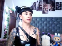 I am a sexy girl with an open and daring mind, let