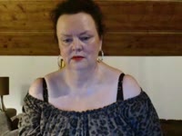 Hello :) My name is Tiffany. Every day a quiet secretary working in a law office, but I also have a second face that hardly anyone knows about.
I am an experienced woman, I love to dominate but if you motivate me well, I can also be submissive.
I