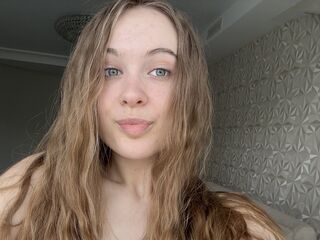 webcam striptease show AlbertaClem