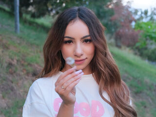 camslut masturbating AlizeeBlair