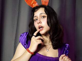 fingering girl JudithRise