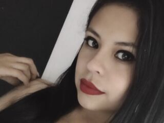 free live cam chat KellyLoraine