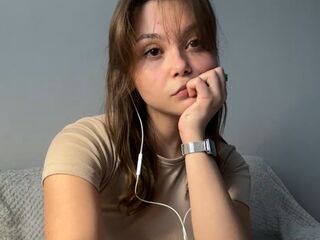 naughty camgirl masturbating LudivinaDerick