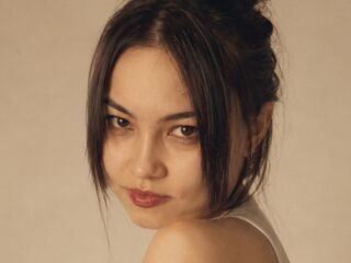 camslut topless SeeBugl