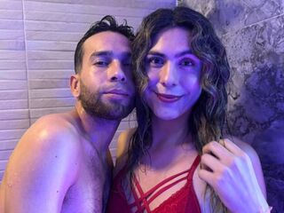 adult cam couple EmmaSaul