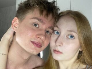 kinky webcam couple show JhonyAndAlice