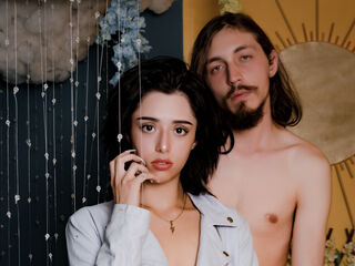 hot naked webcamcouple JunnaAndKurt