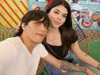 hot couple live cam KeityandLiam