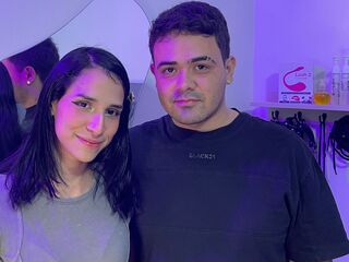 naked webcamcouple picture NicoleAndCamilo