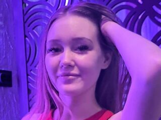 cam girl chatroom AddieRunk