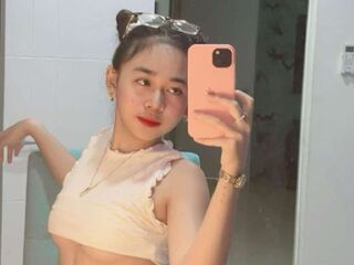 voyeur cam AikoPerez