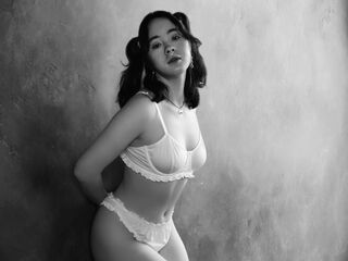 camgirl playing with dildo AislyFollin