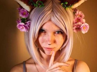 topless webcamgirl AlfrediaZollman