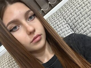 free liveshow AngelTate