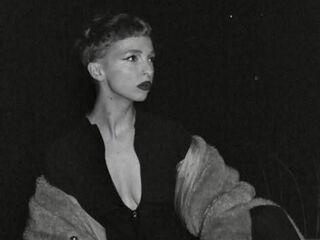 naked cam girl photo AniKali