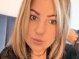 sexcam live BelleWarick
