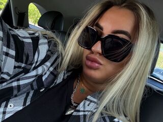 cam girl cam CaraHarris