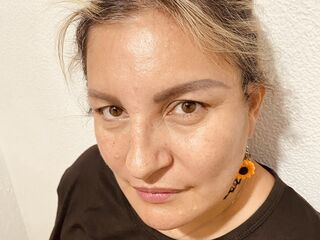 camgirl live porn cam CarolinaCruss