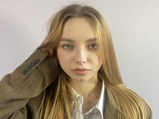 anal cam ChariseKuhnke