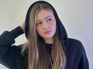 fingering camgirl picture DainaFranklin