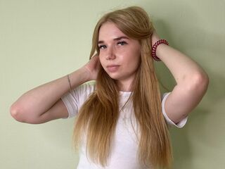 naked cam girl masturbating with dildo DarelAldis