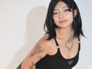 cam girl playing with dildo DarlaKing