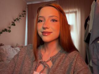 fingering girl webcam  DianniLinell