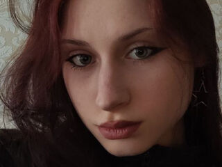 camwhore masturbating with dildo DiedraTousant