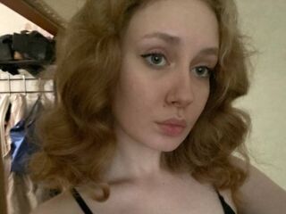girl chat room DoraOashey