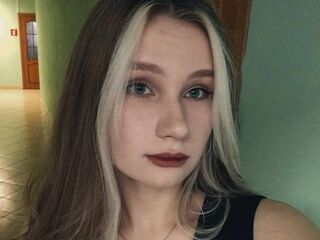 girl cam naked DorthyZurkus