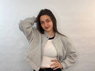 porn webcam photo ElaraWhitmoren