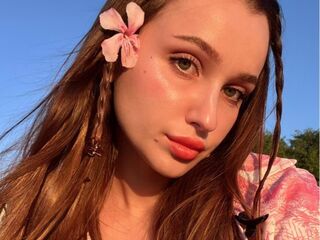 naughty cam girl picture ElisaHeathe