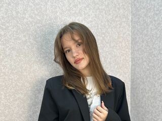 girl chatroom ElletteHewlett