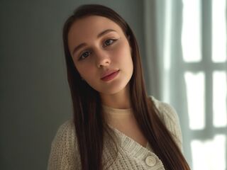 nude cam girl photo ElwynaHarn