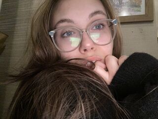 streaming live webcam EmilyLoven