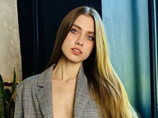 naked cam live EmilyMontgomery