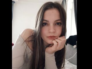 hot webcam slut ErynBjornstrom
