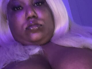 camgirl masturbating with dildo FATBIGBBW