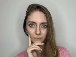 naked webcam girl masturbating GenevaAndrode