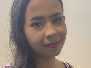 naughty camgirl masturbating with dildo HanaMontenegro