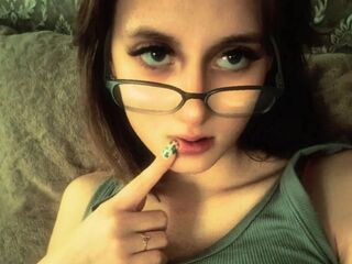 naked webcam girl masturbating HeideSchweitzer