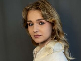 kinky webcam show HelenPetrini