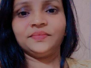 cam girl chat room HottyJanvi