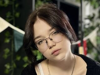 cam girl masturbating with sextoy HuldaGiovinco