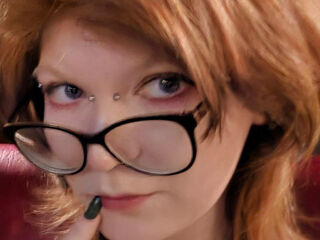 naked cam girl masturbating with dildo InezHiefnar